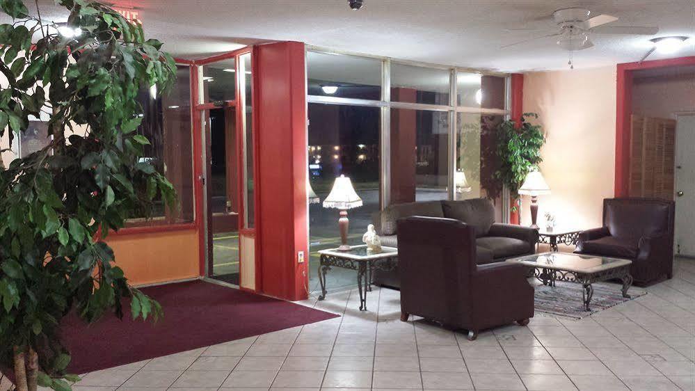 Super 8 By Wyndham Goldsboro Motel Kültér fotó