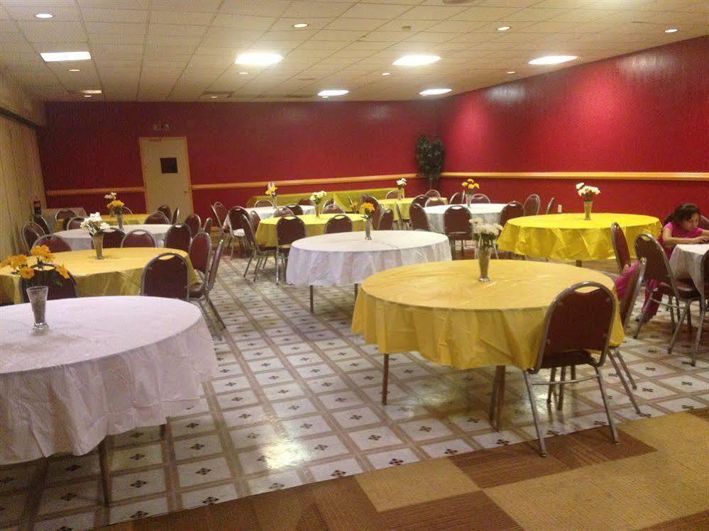 Super 8 By Wyndham Goldsboro Motel Kültér fotó