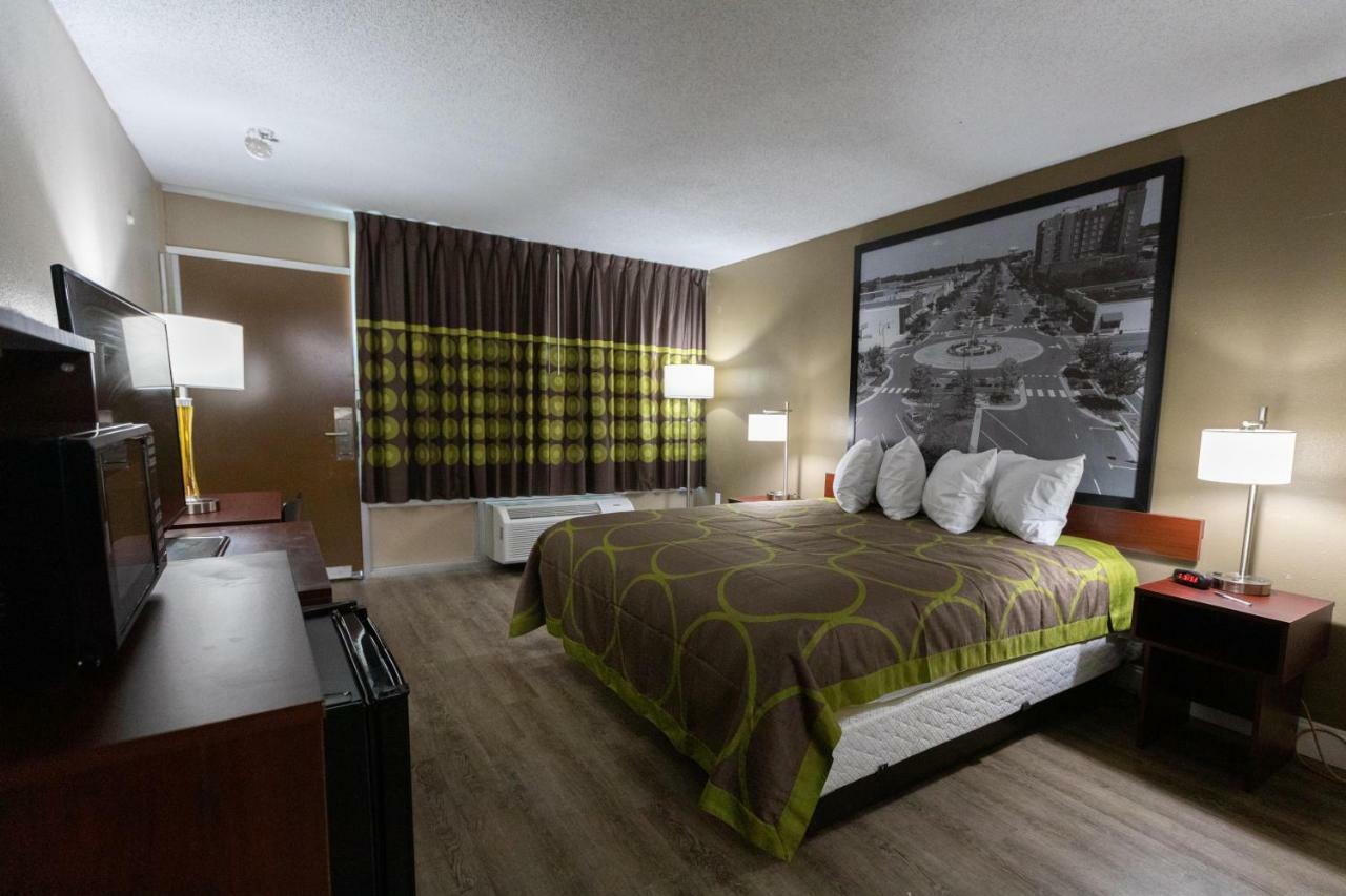 Super 8 By Wyndham Goldsboro Motel Kültér fotó